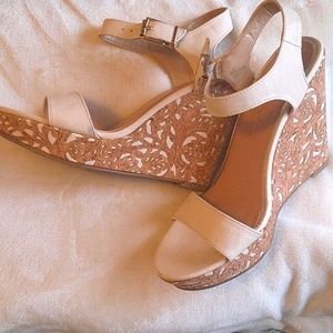 Jessica Simpson creamy cork Wedges